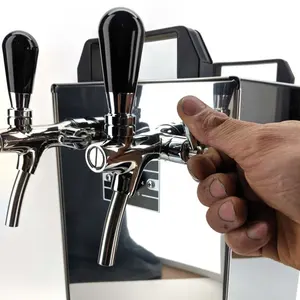 Dispenser Minuman Otomatis Keran Bir Berlapis Krom Keran Bir Dapat Disesuaikan dengan Pengontrol Aliran