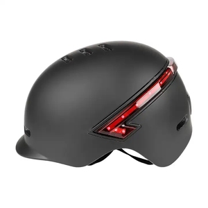 Casco ultraligero resistente al agua, luz LED inteligente de advertencia, para patinete eléctrico y bicicleta de montaña o bicicleta de carretera - Product Image 5