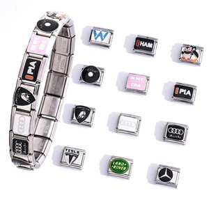กำไลข้อมือเคลือบทอง18K ทำจากสเตนเลสไม่เสื่อมเสียจำนวนมาก - Product Image 1
