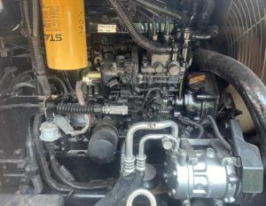 Excavatrice Hitachi ZX50 d'occasion, 5 tonnes, pompe hydraulique, chenilles, d'origine japonaise, Hitachi, bon état, faible nombre d'heures, prix abordable - Product Image 5