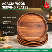 Ensemble de plats de service ronds en bois d'acacia de luxe, assiettes en bois pour repas gastronomiques et décoration de table moderne