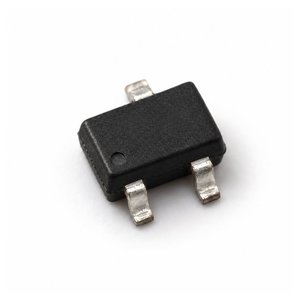 Service complet d'origine Circuits intégrés DTC043EEBTL TRANS PREBIAS NPN 50V 0.1A EMT3F SC-89 Bipolaire - Product Image 1