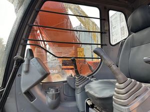 Pelle hydraulique sur chenilles Hitachi ZX120 de 12 tonnes utilisée Composants de machines de creusement populaires-Moteur de pompe à moteur PLC bas - Product Image 6