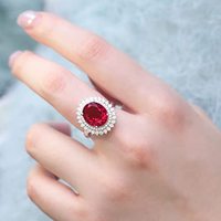 Fine Luxury Oval Lab Grown Ruby Ring Bijoux Bague en diamant plaqué or 18 carats Bague en diamant rouge pour femme