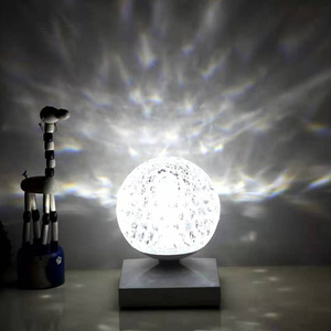 Lámpara de Mesa LED Recargable Creativa Transfronteriza, Bola de Cristal Ambiental, Luz Nocturna Popular para Decoración de Sala de Estar y Mesita de Noche - Product Image 3