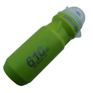 Bouteille d'eau en plastique légère de 610 ml pour VTT - Product Image 3