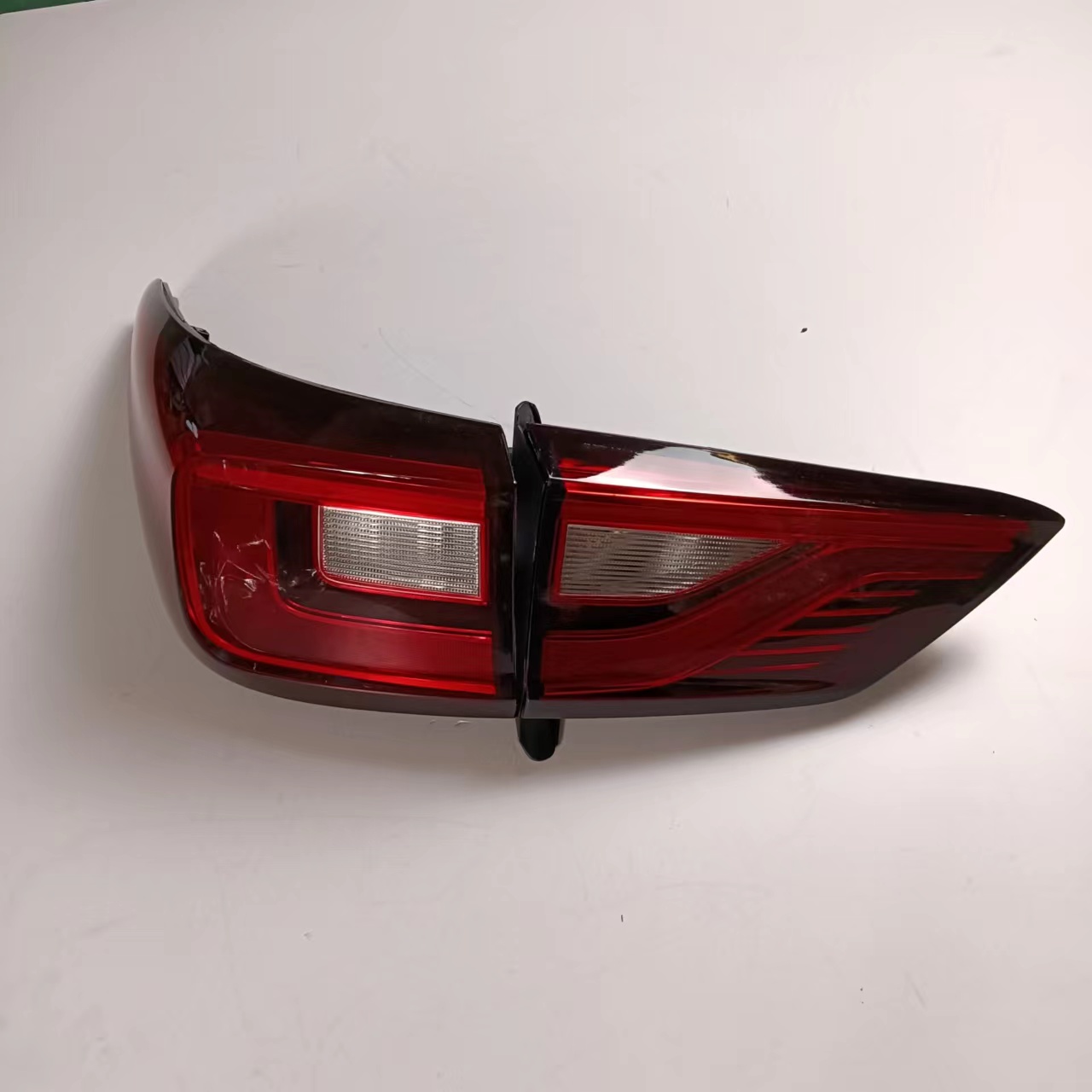 Auto Parts Rear Tail Light for MG ZS/MG ZX - Quality Plastic Car