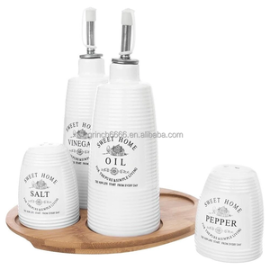 Set di sale <span class=keywords><strong>pepe</strong></span> di porcellana <span class=keywords><strong>olio</strong></span> <span class=keywords><strong>e</strong></span> aceto con supporto contenitore di spezie in ceramica impostato su base di bambù sale <span class=keywords><strong>pepe</strong></span> - Product Image 3