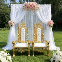 Chaise de trône royale classique élégante avec cadre en feuille d'or, revêtement en cuir blanc, durable, pour entrée de villa, parc, mariage, événement, salon