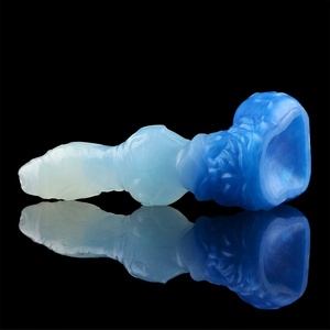 Set de 4 tapones anales de silicona Blue Wolf King con ventosa, dildo para estimulación del punto G y entrenador de próstata para principiantes y usuarios avanzados - Product Image 3