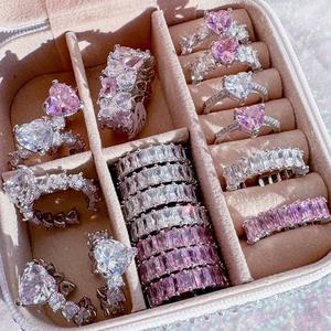 CE-gecertificeerde 925 zilveren fijne sieraden, niet-aanslaande zirkonia eternity diamanten ringensets, babyroze hart verlovingsringen voor vrouwen - Product Image 1