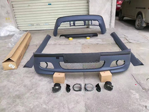 <span class=keywords><strong>Kit</strong></span> carrosserie sport MT M pour <span class=keywords><strong>BMW</strong></span> <span class=keywords><strong>E46</strong></span> - Product Image 3