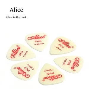 Jello YTK-Alice Glow Dark Guitar Bass Picks Ukelele 0,58 0,71 0,81 0,96 1,20 1,55 100-teiliges Set Saiteninstrumente Zubehör