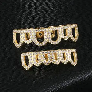 Duyizhao Personality Charm Open Face Simulated Diamond Top Bottom 14k Gold Plated Grillz Set Teeth Jewelry
