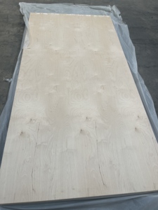 Contreplaqué de bouleau AtHaus Multiplex 12 mm |   Projets de bricolage, modélisme, travail du bois créatif |   Application des meubles |   Deuxième classe - Product Image 1