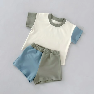 Conjunto de Ropa de Verano para Bebé Niño, Diseño Personalizado BSSO1976, Estampado de Patchwork Azul Cian, Venta al Por Mayor - Product Image 1