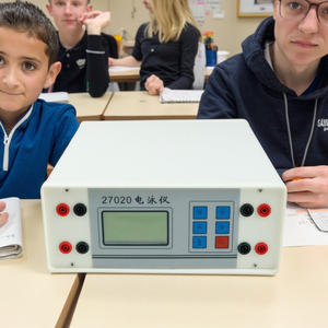 Instrumento de electroforesis 27020 de alta calidad para la enseñanza de Física de la escuela secundaria categoría de Biología con pantalla LCD fácil de leer - Product Image 5