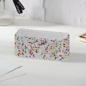 Nuevo Organizador de Maquillaje Multifuncional, Caja de Almacenamiento de Cosméticos, Porta Brochas, Porta Brochas de Uñas de Lujo Hecho a Mano con Pedrería - Product Image 3