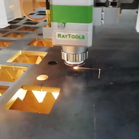 Cabezal de Corte Láser de Fibra Raytools BT220 de 3.3KW, Apertura Clara de 25mm, Interfaz QBH para Máquina de Corte de Metal CNC de Cama Plana