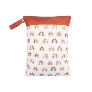 도매 맞춤형 라벨 더블 지퍼 큰 무지개 재사용 방수 기저귀 가방 젖은 가방 보육 - Product Image 6