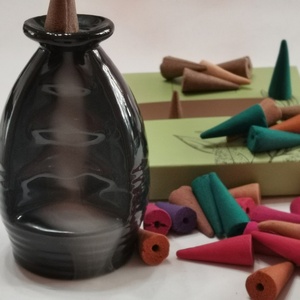 Natural Wood Topflow <b>Backflow</b> <b>Incense</b> Colorful <b>Cone</b> for Essential Oils & Aromatherapy Home Decorate Scented <b>Incense</b> <b>Cone</b> - Product Image 6