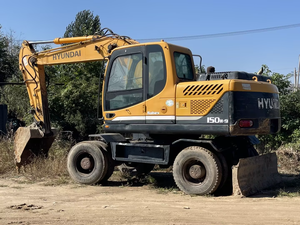 Excavatrice sur pneus Hyundai 150W-9 d'occasion, 15 tonnes, système hydraulique d'origine, matériel de construction d'occasion - Product Image 4