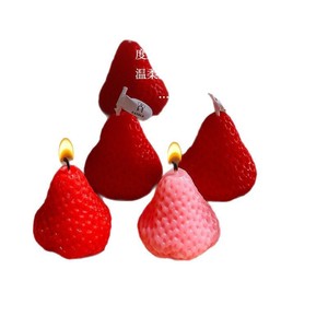 Vela Aromática de Fresa Northern Mu, Vela de Regalo Novedosa Hecha a Mano con Cera de Soya - Product Image 4