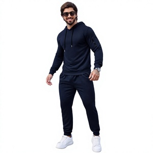 Conjunto de Pantalones y Sudadera con Capucha de Invierno Unisex de Lujo, Tejido Tecnológico de 500GSM, Cierre Completo, Combinación de Colores Negro y Dorado, Impresión Personalizada, 100% Algodón - Product Image 1