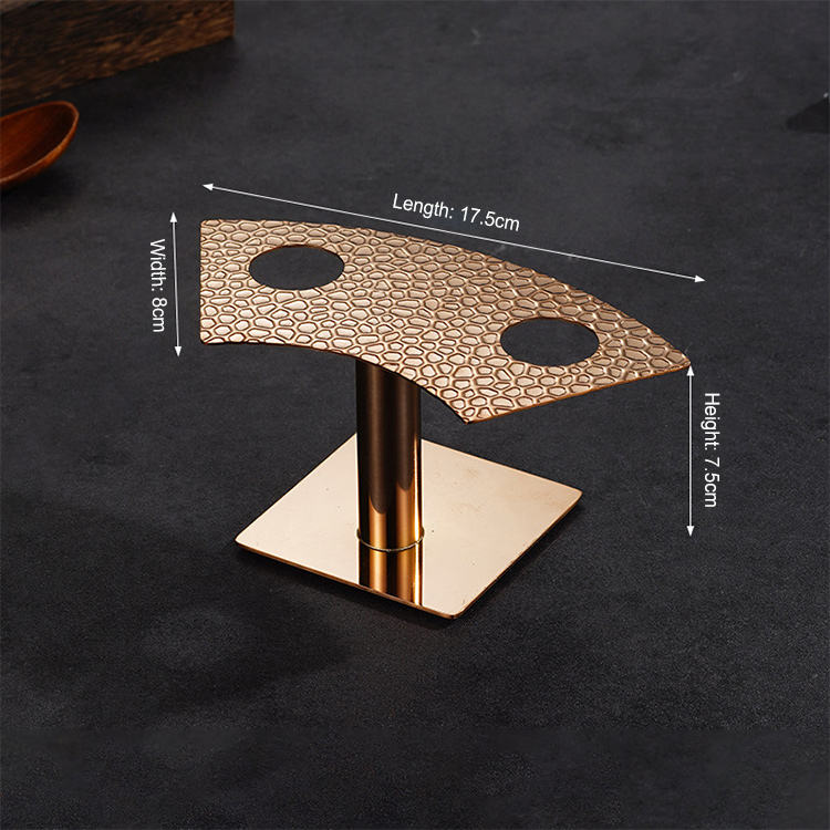 โรสโกลด์ B