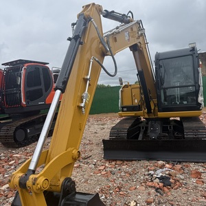 Mini-excavatrice sur chenilles compacte d'occasion Cat308E2 8t avec godet de 0,38 m³ et moteur Cat de 48,5 kW pour travaux urbains et résidentiels - Product Image 4