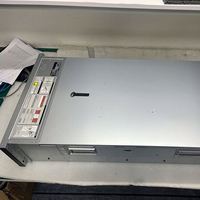 Kedatangan baru Dell R960 16SFF Prosesor Intel Xeon Gold 6448H H355 1400W 4U server rak r960.