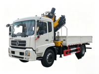 Camion grue à flèche articulée Dongfeng 4x2 8T, grue mobile montée sur camion