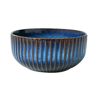 Tazón Grande Retro Azul Marino para Sopa y Plato para Sashimi, Cerámica Hecha a Mano con Diseño de Plantas - Product Image 5