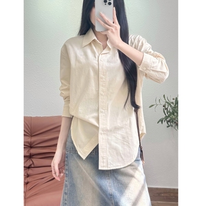 Camisa caqui de algodón premium para mujer KK00, talla única, con botones, manga larga, estilo casual y holgado. - Product Image 1