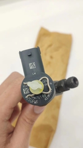 Nuevo Inyector de Combustible Diésel Common Rail de Acero 04L130277AE 0445110741 para Motor YUNNEI / XINCHEN DK4C EURO4 - Product Image 3