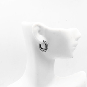 Yunnique Boucles d'oreilles à clipser géométriques en acier inoxydable, design minimaliste, bijoux de mode unisexe - Product Image 4