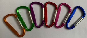 Vente en gros de porte-clés en <span class=keywords><strong>aluminium</strong></span> de 50 mm en forme de D, gravure OEM, logo personnalisé, mousquetons en métal, finition unie - Product Image 2