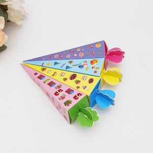 24 Scatole a Forma di Cono per Feste, 4 Design, Scatole per Dolcetti di Compleanno con Coperchi, Scatole Colorate in Carta per Caramelle e Regali, Mini Coni per Scuola - Product Image 3