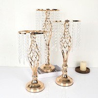 Support de fleurs en gros le plus vendu avec perles de diamant, grand support de fleurs doré, décorations de table pour centre de table de mariage