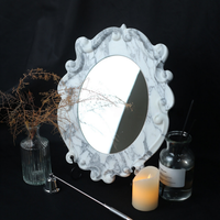 Miroir de maquillage ovale en onyx naturel avec éclairage LED, miroir de vanité en marbre pour la décoration de salle de bain d'hôtel Airbnb