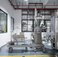 Machine de remplissage et d'emballage automatique de poudre avec vis sans fin semi-automatique et scellage instantané pour bouteilles