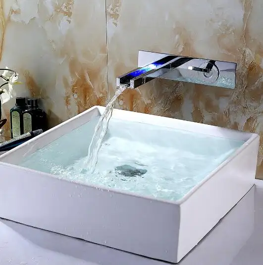 Robinet mitigeur d'eau chaude à poignée unique, pour lavabo, artistique, laiton, couleur changeante, lumière LED, cascade, robinet de salle de bain