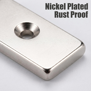 Imán de Neodimio Cuadrado Recubierto de NiCuNi con Orificio para Tornillo, Bloque Permanente de NdFeB - Product Image 4