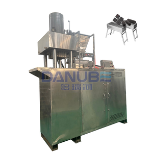 Presse à briquettes en acier inoxydable résistant à la corrosion, magnésium, charbon de bois et poussière de charbon - Équipement de production - Product Image 1