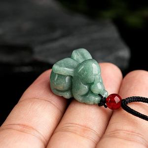 Colgante de jadeíta natural verde guisante, joyería para mujer, diseño original de conejo, regalo con certificado de tasación DW17 - Product Image 3