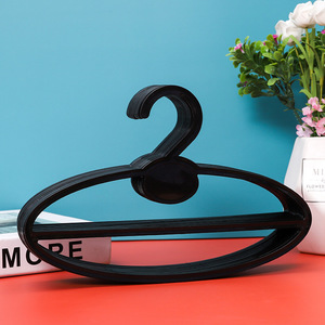 Factory Direct Supermarket Commonly Used Round Towel Hanger <b>Plastic</b> Scarf Hangers Black <b>Plastic</b> Scarf Cloth Coat Hanger - Product Image 3