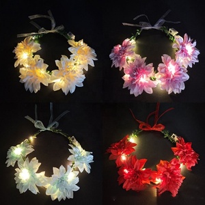 Accessoires de cheveux de fête princesse filles guirlandes de mariée hawaïennes Led couronne de tête de fleur clignotante - Product Image 1
