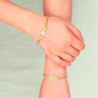 Bracelets de fleurs Plaqué or 18 carats Bracelets de mode réglables Bijoux pour femmes filles