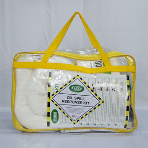 Kit anti-déversement d'hydrocarbures portable SABER 10 litres avec sac souple, kit léger de contrôle des déversements d'hydrocarbures pour fourgons utilitaires et utilisation rapide. - Product Image 1