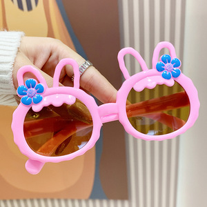Nouvelle mode lunettes de soleil pour enfants dessin animé mignon petite fleur lapin lunettes voyage crème solaire lunettes de soleil Spot vente en gros - Product Image 5